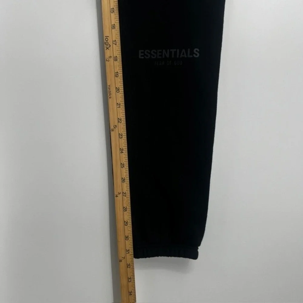 New Fear of God Essentials Men's Black Fleece Sweatpants Joggers Size Medium